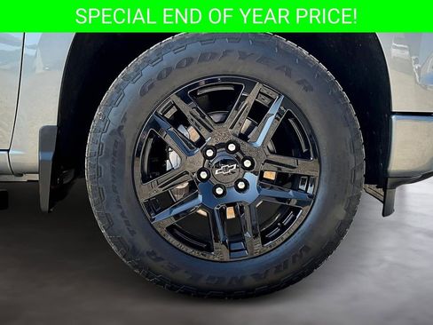 Used 2025 Chevrolet Silverado 1500 RST w/ Dark Appearance Package image 33