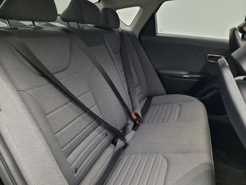 Used 2025 Kia K4 EX FWD image 19