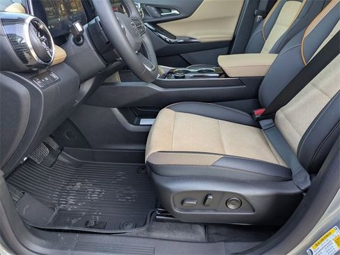 New 2026 Chevrolet Equinox ACTIV w/ Safety and Technology Package image 10