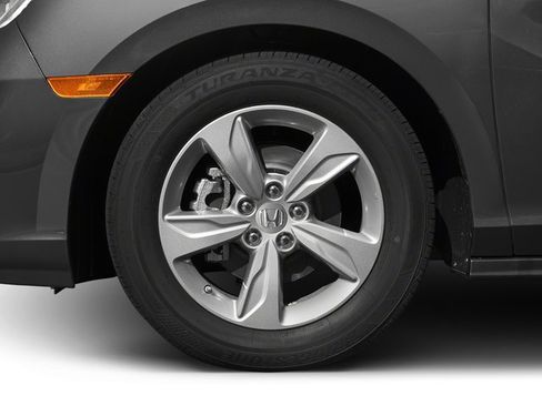 Used 2018 Honda Odyssey EX image 11