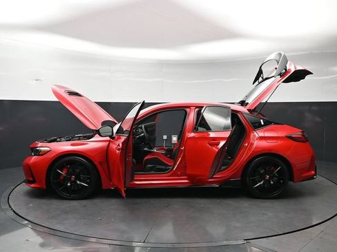 Used 2026 Honda Civic Type R image 41