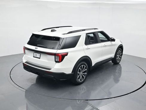 New 2026 Ford Explorer ST-Line RWD image 40