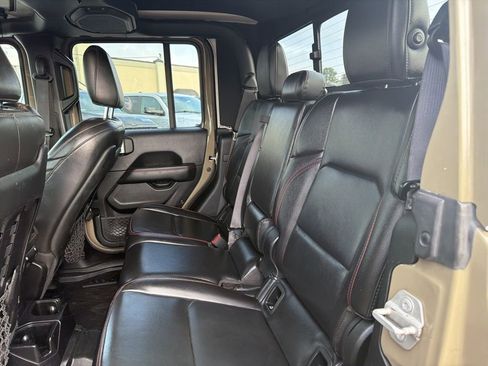 Used 2020 Jeep Gladiator Rubicon image 18