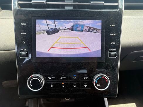 Used 2024 Hyundai Santa Cruz SE FWD image 21