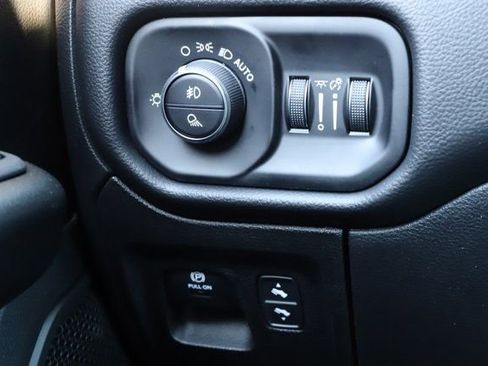 New 2026 RAM 1500 Big Horn AWD/4WD image 36