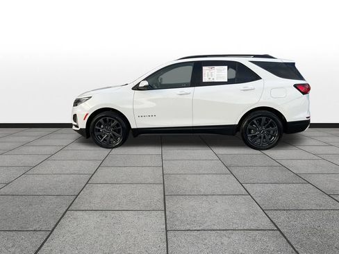 Used 2022 Chevrolet Equinox RS w/ RS Leather Package image 2