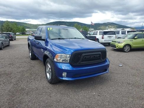 Used 2017 RAM 1500 Express AWD/4WD image 4