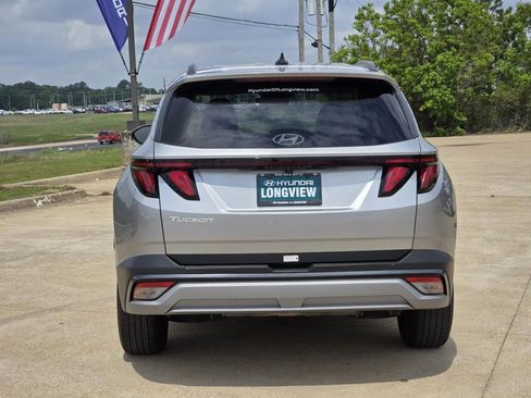Certified 2025 Hyundai Tucson SEL FWD image 5