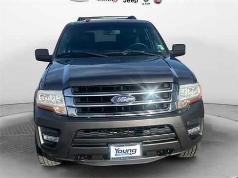 Used 2017 Ford Expedition EL XLT w/ Equipment Group 202A image 7