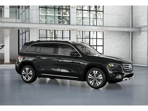 New 2026 Mercedes-Benz GLB 250 4MATIC image 13