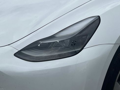 Used 2023 Tesla Model Y Long Range AWD/4WD image 4