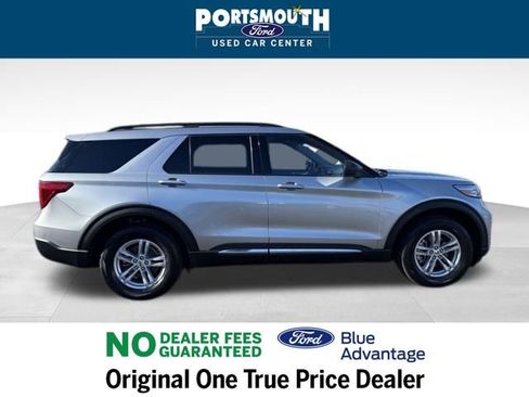Certified 2022 Ford Explorer XLT w/ Equipment Group 202A image 6