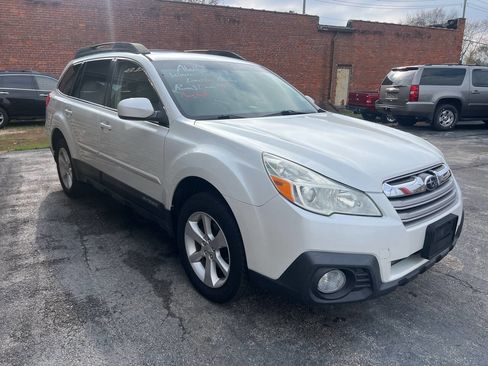 Used 2013 Subaru Outback 2.5i Premium image 5