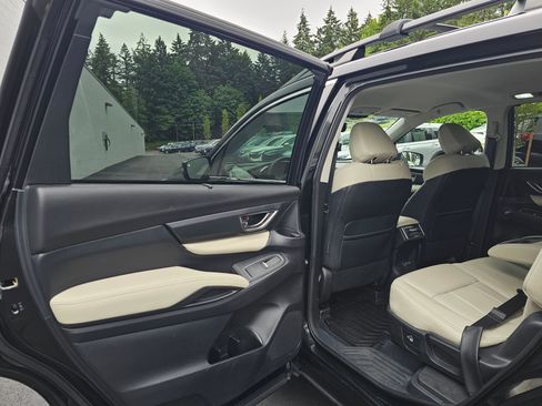 Used 2019 Subaru Ascent Limited w/ Popular Package #3 AWD/4WD image 18