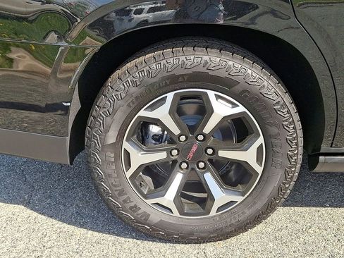 New 2026 GMC Yukon AT4 w/ AT4 Premium Plus Package image 5