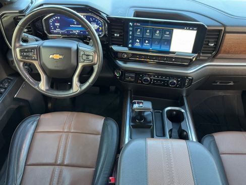 Used 2023 Chevrolet Silverado 1500 High Country image 12