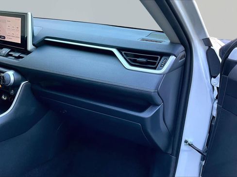 Certified 2025 Toyota RAV4 XLE AWD/4WD image 19