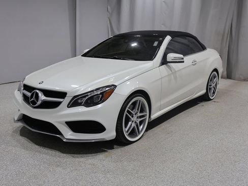 Used 2017 Mercedes-Benz E 400 Cabriolet image 5