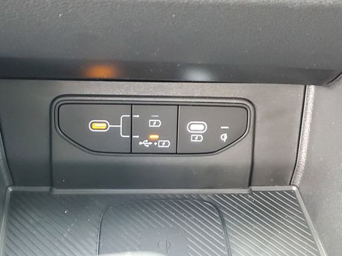 New 2026 Kia Sportage EX w/ EX Panorama Roof Package image 31