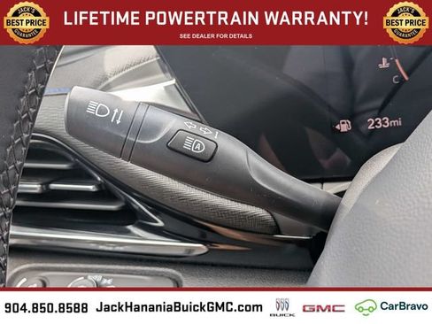 Used 2024 Buick Envista Sport Touring w/ Convenience I Package FWD image 32