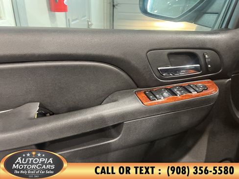 Used 2013 Chevrolet Tahoe LT AWD/4WD image 10