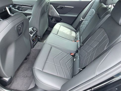 New 2026 BMW 530i w/ M Sport Package RWD image 11
