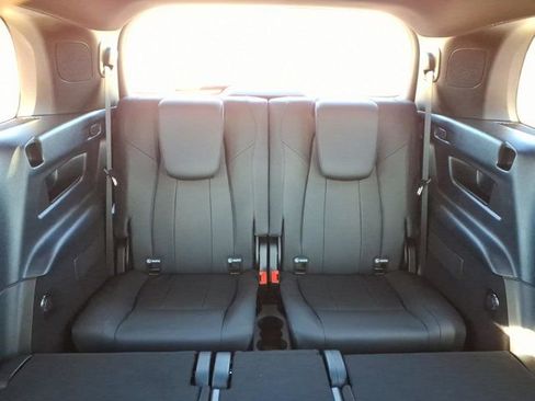 New 2026 Mercedes-Benz GLB 250 image 18