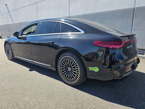 Used 2023 Mercedes-Benz EQS 580 580 image 3