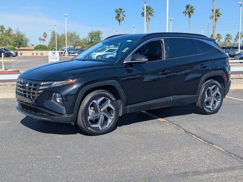 Used 2022 Hyundai Tucson Limited w/ Cargo Package AWD/4WD image 2