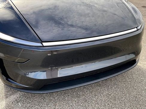 Used 2026 Tesla Model Y AWD image 30