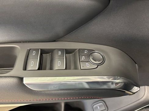 Used 2025 Chevrolet Traverse RS w/ LPO, Floor Liner Package AWD/4WD image 42