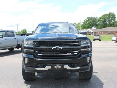 Used 2018 Chevrolet Silverado 1500 LTZ Z71 w/ LTZ Plus Package AWD/4WD image 3