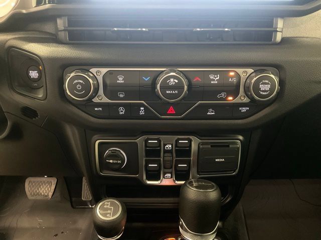 New 2026 Jeep Gladiator Sport AWD/4WD image 20