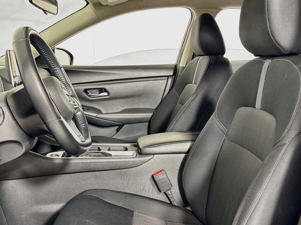 Used 2024 Nissan Sentra SV w/ All-Weather Package FWD image 10