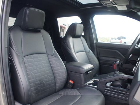 Used 2024 Toyota Tacoma TRD Off-Road w/ TRD Off Road Premium Package AWD/4WD image 23