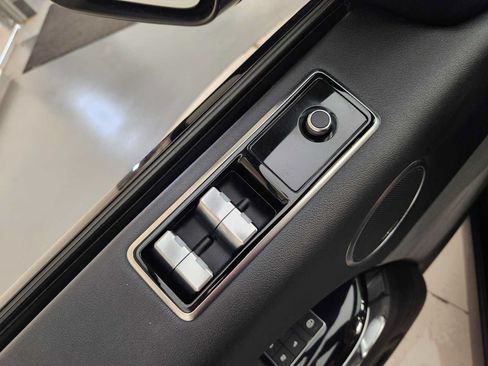 Used 2018 Land Rover Range Rover Sport HSE AWD/4WD image 23