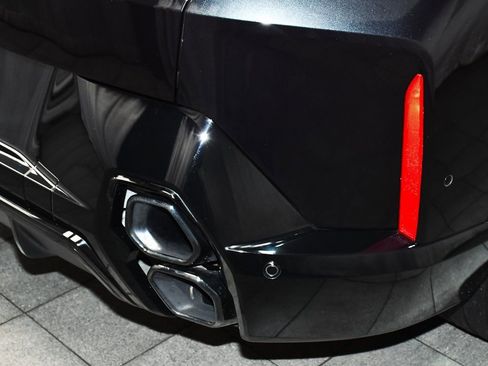 Used 2025 BMW XM image 92