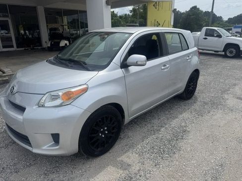 Used 2009 Scion xD FWD image 6
