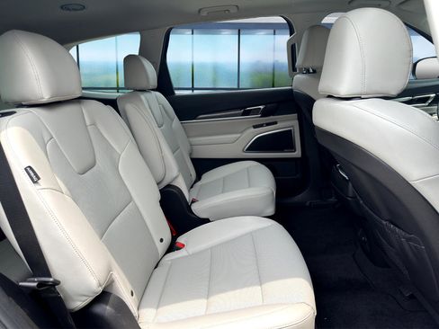 Used 2023 Kia Telluride S w/ S Sunroof Package image 26