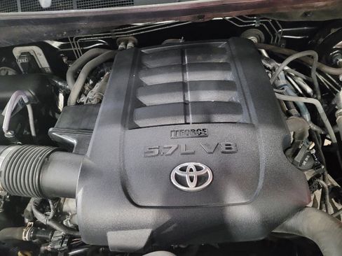 Used 2015 Toyota Tundra SR5 image 30