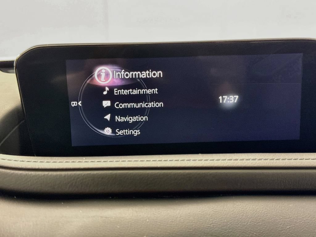 Used 2022 MAZDA CX-30 AWD 2.5 S w/ Select Package image 14