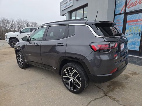 Used 2024 Jeep Compass Limited w/ Elite Group image 6