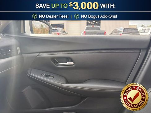 Used 2025 Nissan Sentra SV image 28