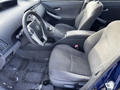 Used 2011 Toyota Prius Two image 4