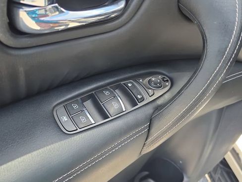 Used 2017 Nissan Armada SL AWD/4WD image 22