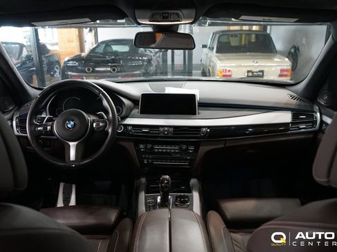 Used 2018 BMW X5 xDrive50i AWD/4WD image 21