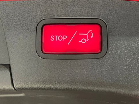 Used 2019 Mercedes-Benz GLA 250 w/ Convenience Package image 47