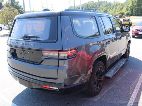 Used 2023 Jeep Grand Wagoneer Series III w/ Rear Seat Video Group 1 AWD/4WD image 6