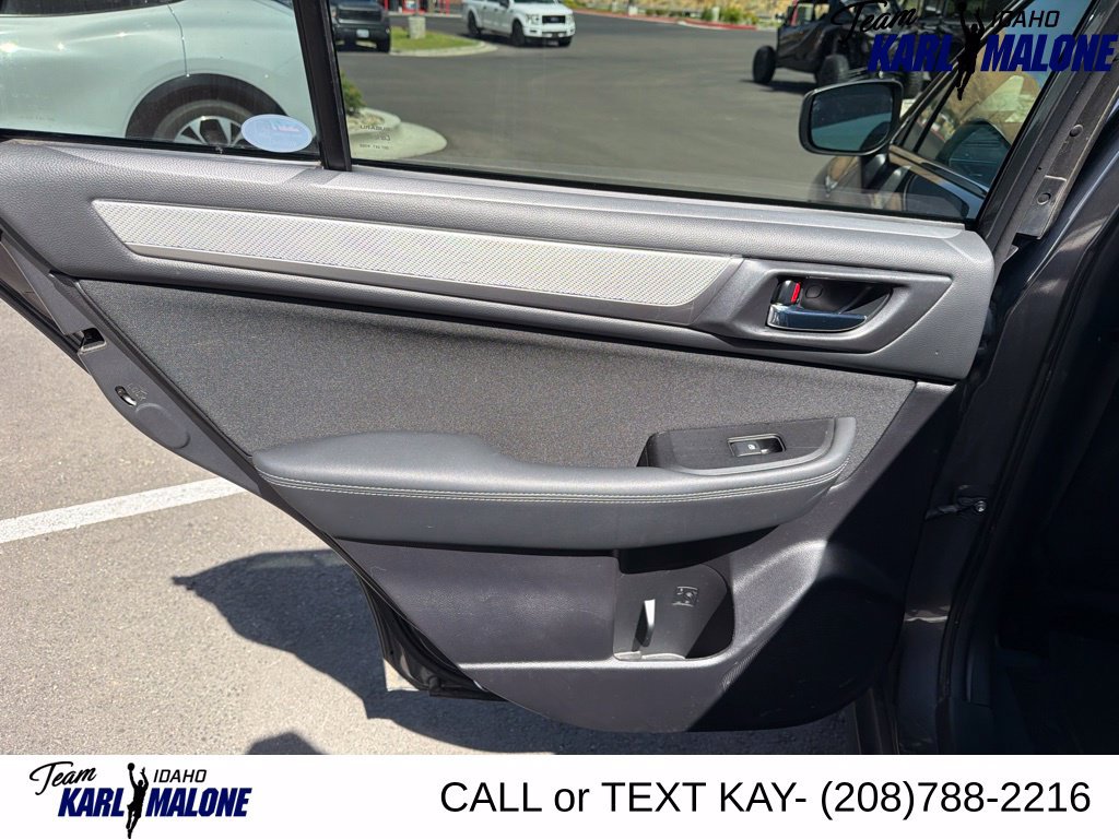 Used 2018 Subaru Outback 2.5i Premium AWD/4WD image 11
