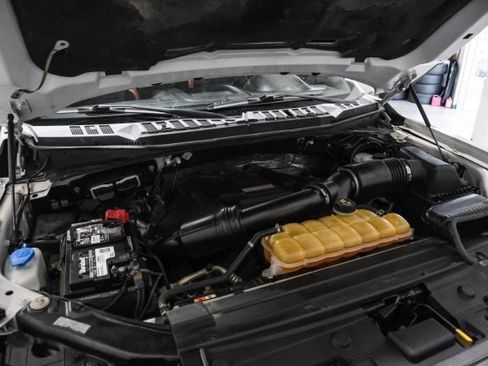 Used 2017 Ford F150 Raptor w/ Equipment Group 802A Luxury AWD/4WD image 50